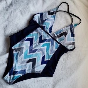 CupShe one piece Bathingsuit M